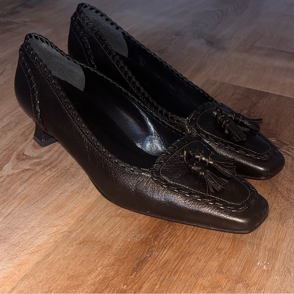 Stuart Weitzman Brown Leather Kitten Heels with Tassels